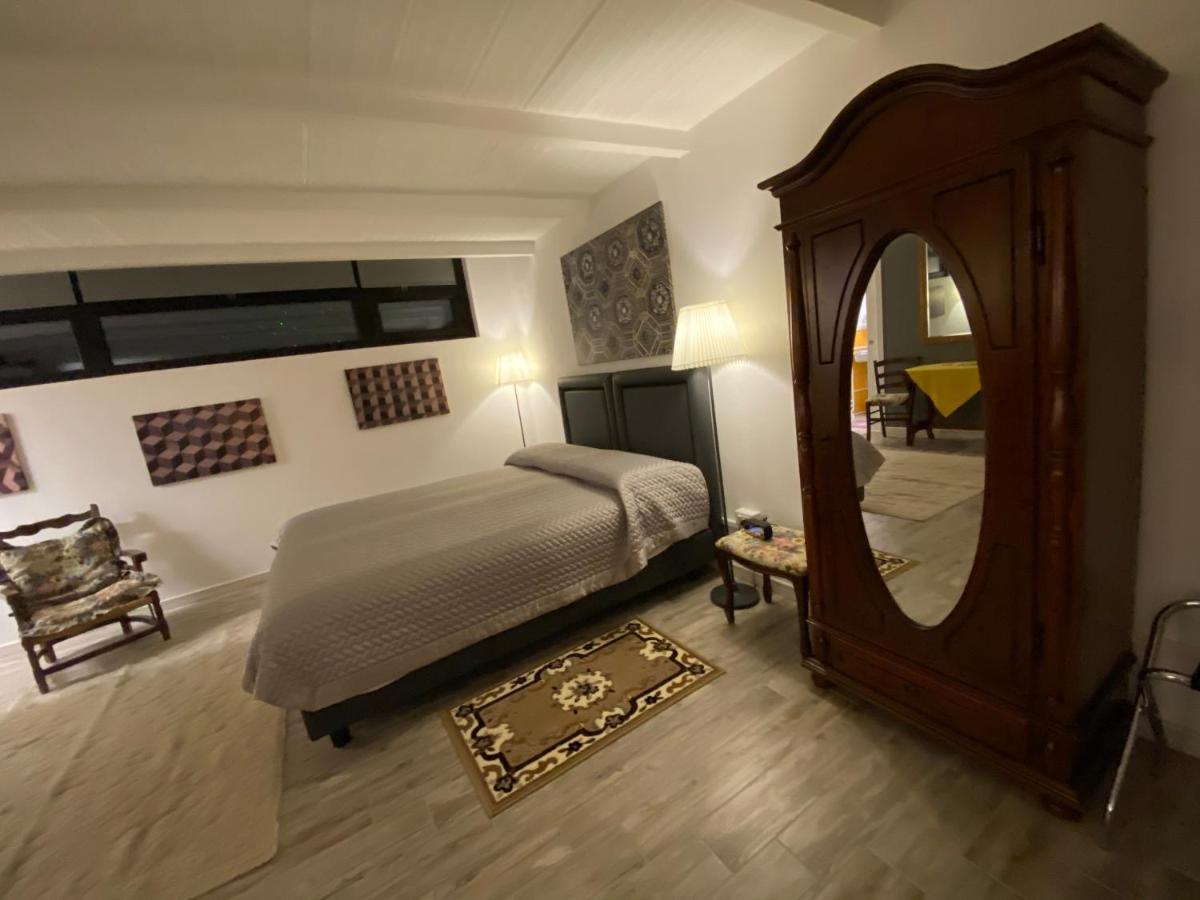 Lenzi'S Bottega And Gallery Suites Vicopisano ภายนอก รูปภาพ